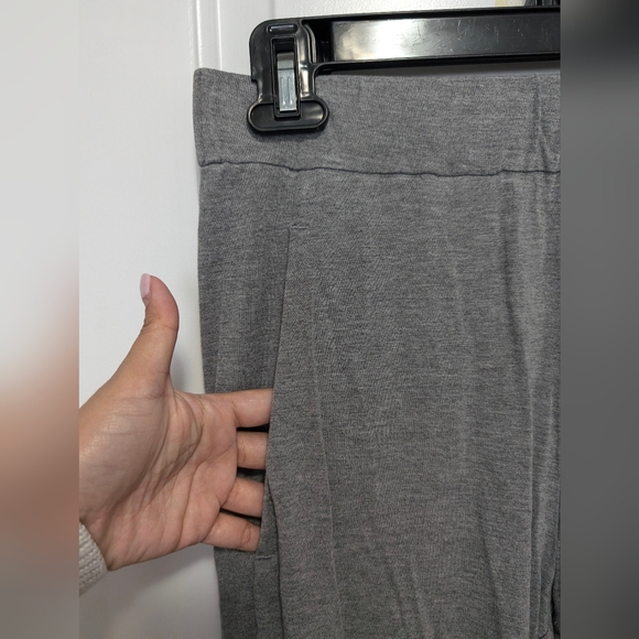 Babaton Lounge Pants - Picture 2 of 8